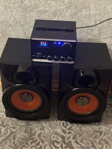 Səs gücləndiriciləri: Uslitel 1200 Watt rms.di əjdaha birşeydi 300 watt + 300 watt sağ sol -da lalafo.az — 4 Səs gücləndiriciləri: Uslitel 1200 Watt rms.di əjdaha birşeydi 300 watt + 300 watt sağ sol — 4