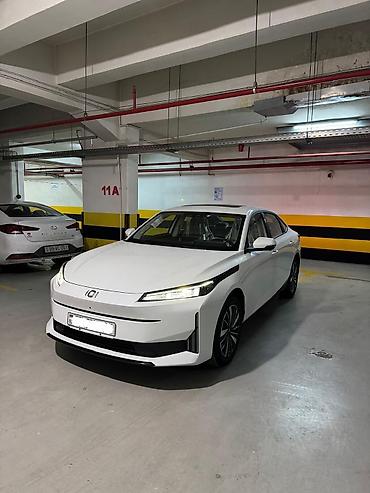 Dongfeng: Dongfeng : 1.5 l | 2026 il Sedan — 2