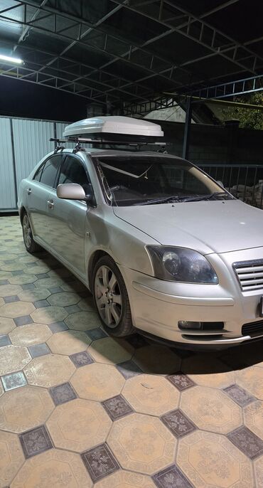обмен на авто с доплатой: Toyota Avensis: 2004 г., 2 л, Автомат, Бензин, Хетчбек