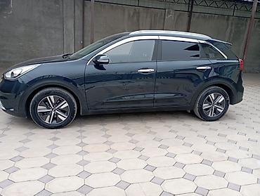 Kia: Kia Niro: 2017 г., Автомат, Гибрид, Кроссовер — 3