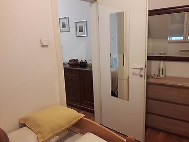 prodaja kuca leskovac: Stan se sastoji od dnevnog boravka sa kuhinjom, i odvojenom spavaćom — 3