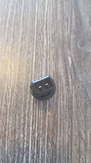Digər avtoelektronika: Hava sensoru (İntake air temperature sensor) Chevrolet Üçün. Təp