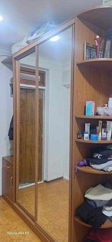 İşlənmiş, 3 qapılı, Güzgülü, Qəhvəyi, Taxta, Kupe, Düz dolab lalafo.az -da İşlənmiş, 3 qapılı, Güzgülü, Qəhvəyi, Taxta, Kupe, Düz dolab