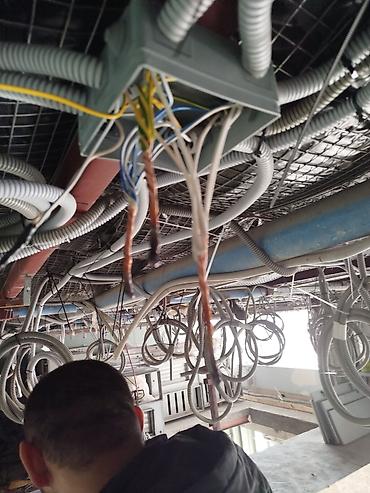 Электрики: Электромонтажные работы под ключ Профессиональная укладка и — 4
