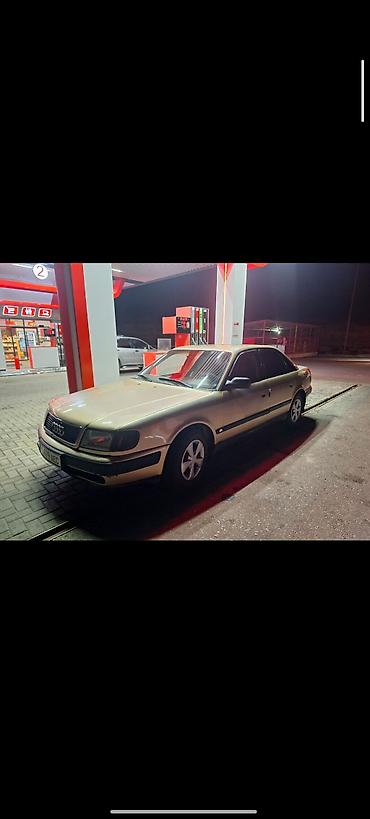 аудио техника: Audi 100: 1994 г., 2.3 л, Механика, Бензин, Седан — 5
