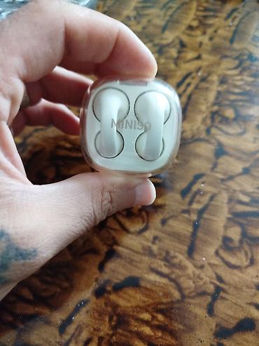 qulaqciqlar ucuz: İşlənmiş Simsiz (Bluetooth) Qulaqcıqlar, rəng - Ağ — 1