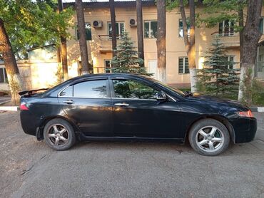 lexus 570 авто: Honda Accord: 2004 г., 2 л, Механика, Бензин, Седан