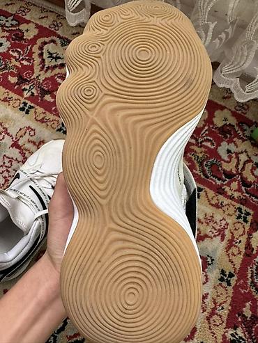 nike зимние: Мужские кроссовки, 39, 40, Nike, Б/у, цвет - Белый, Самовывоз — 2