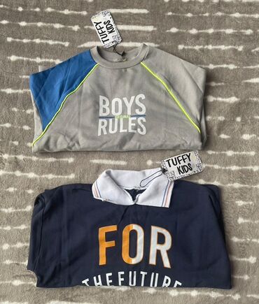 Пиджаки: Tezedi‼️Cütü (2 ededi)20 azn satilir 3-4-5 yawli uwaqlar uçun geder