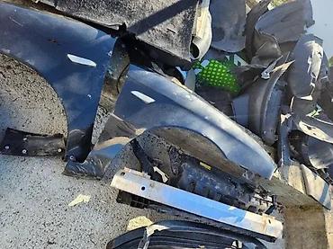 auto delovi alfa: BLAROBTAN KRILO ALFA ROMEO 147 REST | Blarobtan krilo alfa romeo 147 — 2