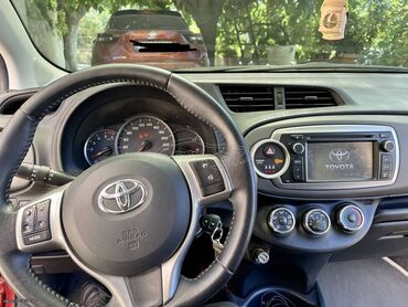 Toyota: Toyota Yaris: 1.4 l. | 2012 έ. Χάτσμπακ — 10
