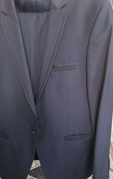Костюмы: Продается костюм (пиджак +брюки) Носили мало,производство — 12