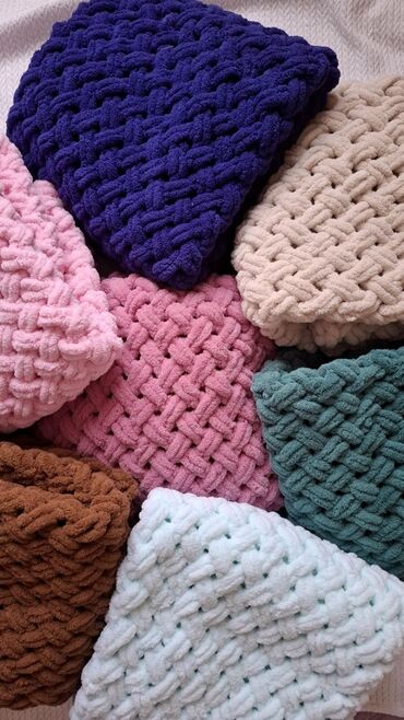 Motorola: Motorola A1890 — 12