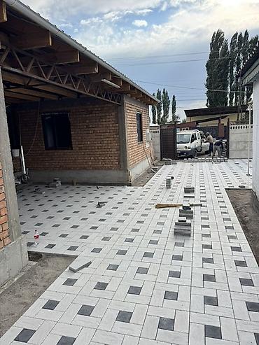 Тротуарная плитка: Тротуарная плитка/брусчатка для дворов, дорожек и коммерческих — 16
