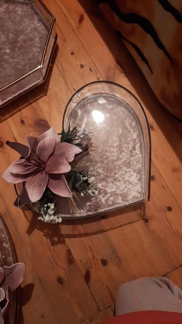 Digər dəstlər və servizlər: 16 ededdir 700 alinib 500 e satilir kim alsa taksiyle unvana — 5