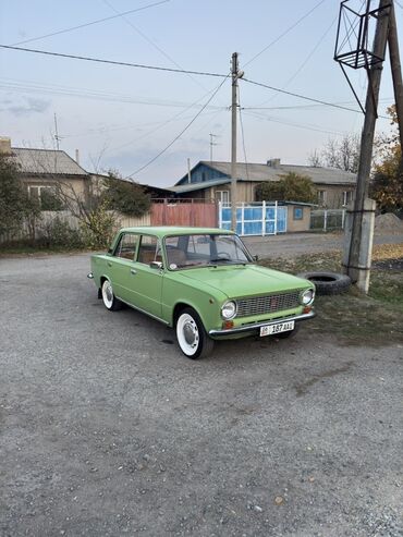 старый мопед: ВАЗ (ЛАДА) 2101: 1983 г., 1.2 л, Механика, Бензин, Седан