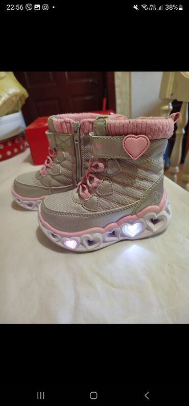 narukvice za bebe cena: Boots, Skechers, Size - 21