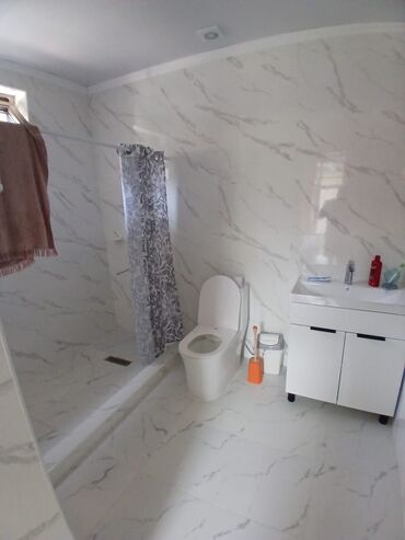 Посуточная аренда домов: 100 м², 4 комнаты — 12