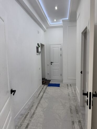 квартиры не дорогие: 3 комнаты, 72 м², Дизайнерский ремонт