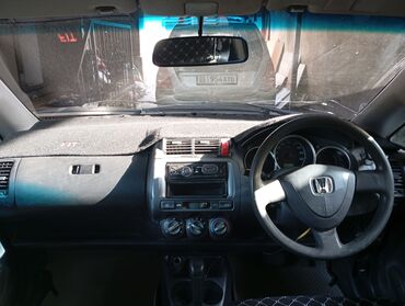 Honda: Honda Fit: 2002 г., 1.3 л, Вариатор, Бензин, Универсал