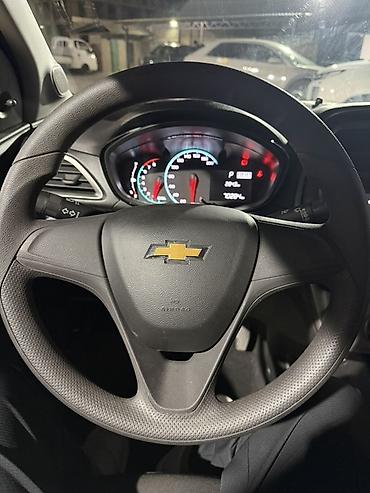 спарк 2022: Chevrolet Spark: 2021 г., 1 л, Вариатор, Бензин, Хэтчбэк — 9