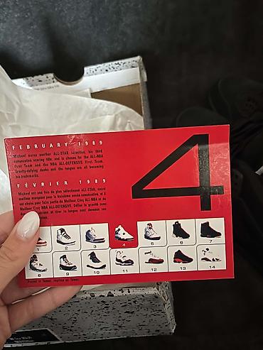 dsquared: - Prodajem KOPIJA ženski patika, Nike Air Jordan Retro Black Cat, broj — 5