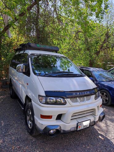 унаа тетиктери: Mitsubishi Delica: 2003 г., 3 л, Автомат, Газ, Жол тандабас