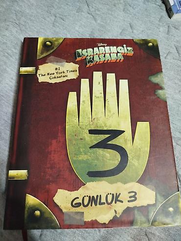 manqa kitab: Kitablar səliqəli şəkildə istifadə olunub. Fərqli mangalar və komiks — 2