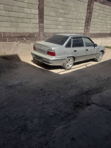 Daewoo: Daewoo Nexia: 2004 г., 1.6 л, Механика, Бензин, Седан