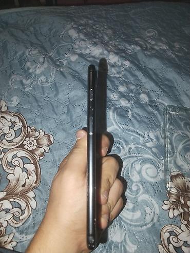 ayfon 6 s plus: IPhone 7 Plus, Qara — 5
