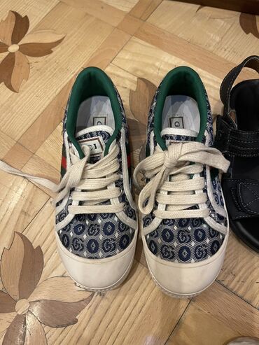 Uşaq ayaqqabıları: 32 razmer,yaxshi veziyyetde -da lalafo.az — 11 Uşaq ayaqqabıları: 32 razmer,yaxshi veziyyetde — 11