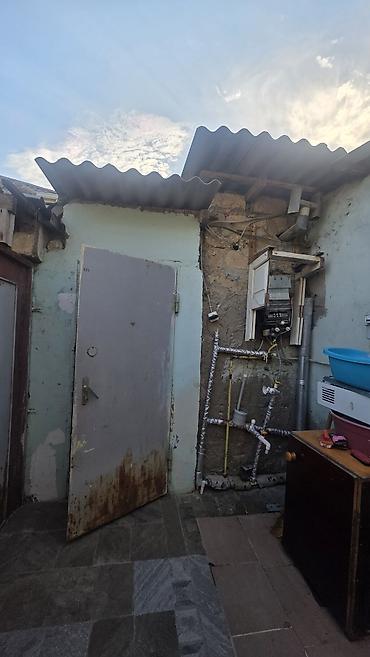 gencede satlan evler: 2 otaqlı, 40 kv. m, Kredit yoxdur, Orta təmir — 2