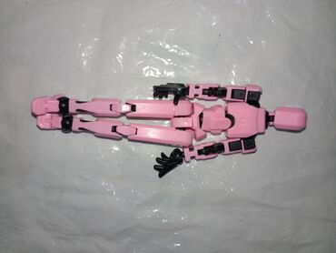 Oyuncaqlar: Multi jointed action figures, hərəkətli fiqurlar hər cür rəng var