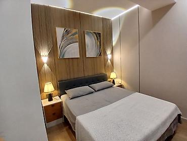 аристократ: 1 комната, Золотой квадрат Агентство недвижимости, Без животных, от 6 месяцев, С мебелью полностью — 1
