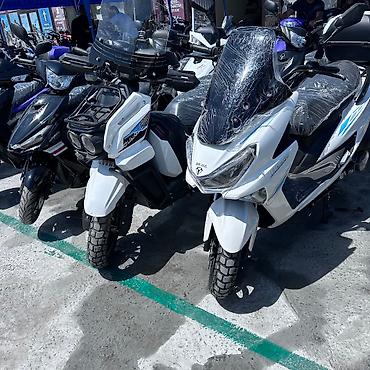 Скутеры: Тип скутера 150 куб. см, Бензин, Б/у — 10