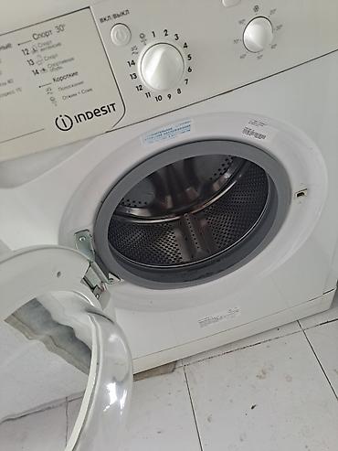 ses ucaldan: Paltaryuyan maşın Indesit, 5 kq, İşlənmiş, Avtomat, Qurutmasız, Ünvandan götürmə — 2