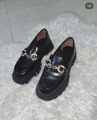 Shoes: Loafers, Zara, 40