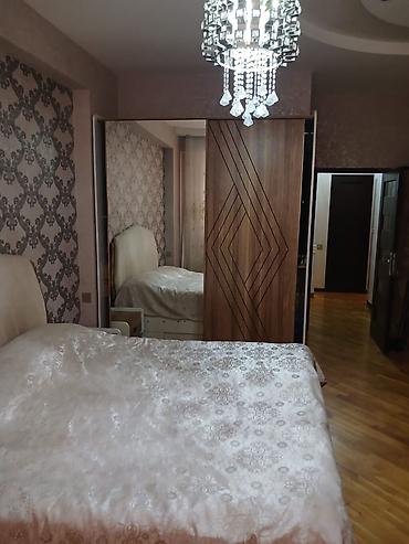 Квартиры: Satılır: geniş və zövqlə dizayn edilmiş mənzil interyeri 98 kv 2 den 3 — 8
