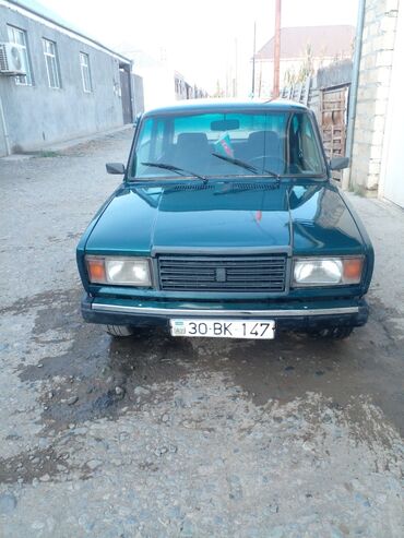 диски титановые ваз 2101 недорого: Tünd yaşıl rəngdə Lada 2107 modeli. Bu dördqapılı sedan modeli