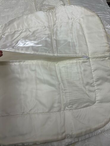 Örtüklər: Yataq üçün Yeni Qaşlı rəng - Bej Yataq örtüyü — 12