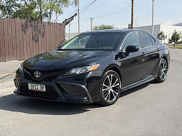 Toyota Camry: 2020 г., 2.5 л, Автомат, Бензин, Седан