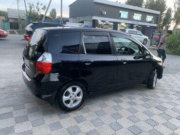 мини фит: Honda Fit: 2005 г., 1.3 л, Бензин, Хэтчбэк