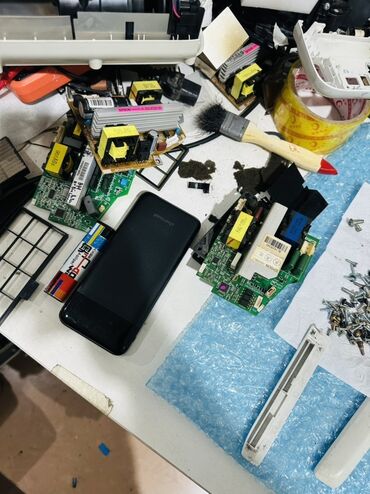 Digər ehtiyat hissələri: Proyektor lampaları və ehtiyat hissələri dəsti - Müxtəlif model — 56