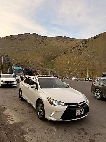 Toyota: Toyota Camry: 2017 г. — 3