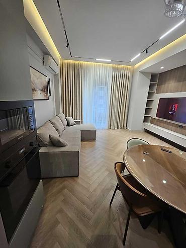 Yeni tikili: İcarəyə verilir 3 otaqlı yeni tikili 100 m², Ağ şəhər q. Kateqoriya — 8