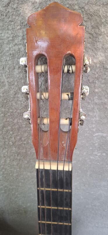 Гитары: Гитара гитары есть еще скрипка 1/8 и аккордеон барабанная установка — 15