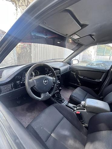 clk 208: Daewoo Nexia: 2009 г., Механика, Седан — 2