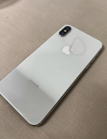 sim 80: IPhone X, Б/у, 64 ГБ, Белый, Чехол, Кабель, 80 %