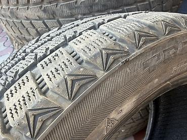 98: Комплект зимних шин MAXTREK размером 235/ 45 R18. Характеристики: - — 3