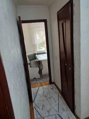 Продажа квартир: 3 комнаты, 53 м², Военторг Хрущевка, 2 этаж, Косметический ремонт — 4